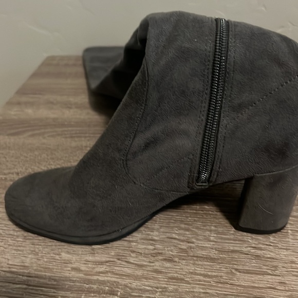 Marc Fisher over the knee boots - Picture 2 of 10